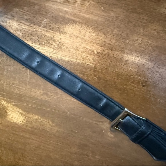 Liz Claiborne simplistic Black slim medium Leather Crossbody Adjustable Strap - Picture 10 of 13